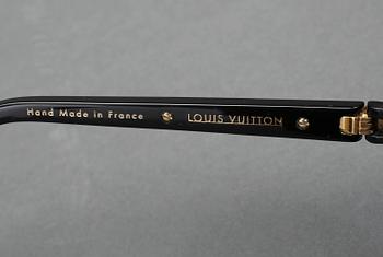 SOLGLASÖGON, "Evidence", Louis Vuitton.