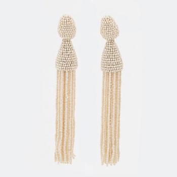 Oscar De La Renta, a pair of clip-on glasspearl earrings.