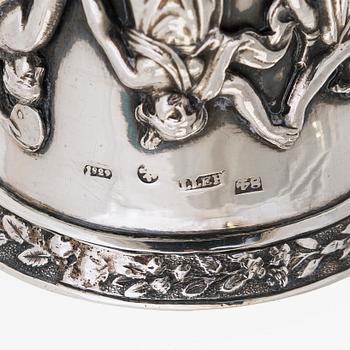 A silver cup, maker's mark of Peter Muller, St. Petersburg 1829. Empire.