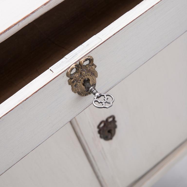 NATTDUKSBORD/SÄNGBORD,  1800-tal.