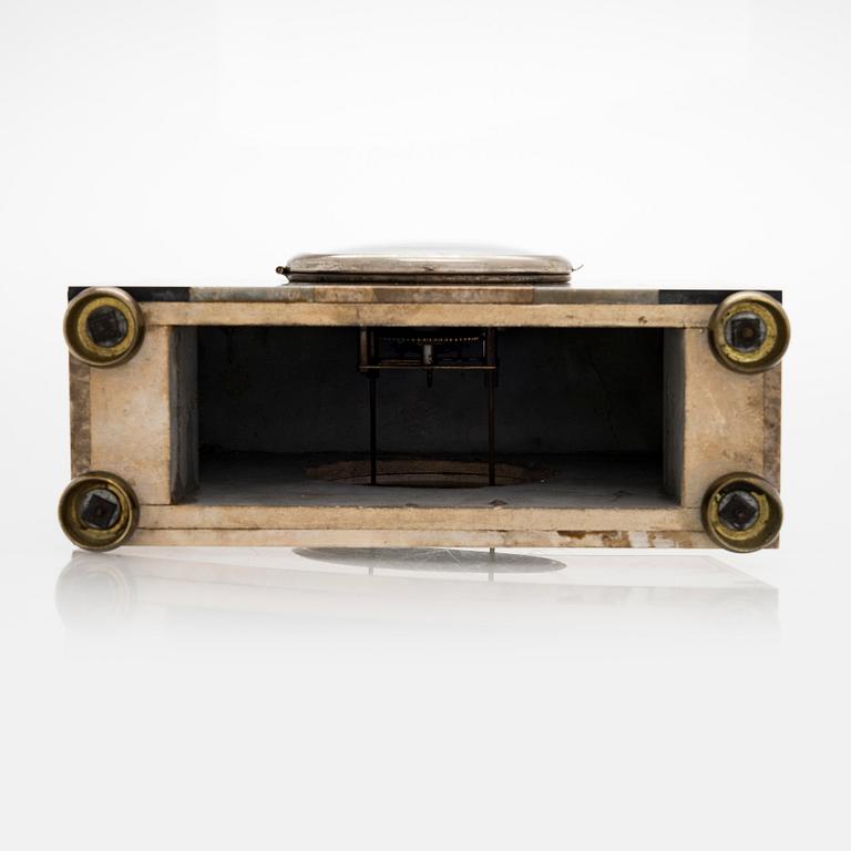 Pöytäkello, art deco, 1920/30-luku.