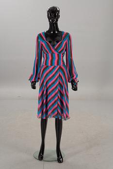 KLÄNNING, Diane Von Furstenberg.
