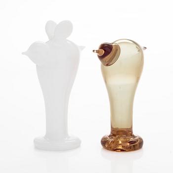 Oiva Toikka, glassbirds, 'Ursula' and 'Waldemar' signed O. Toikka Nuutajärvi.