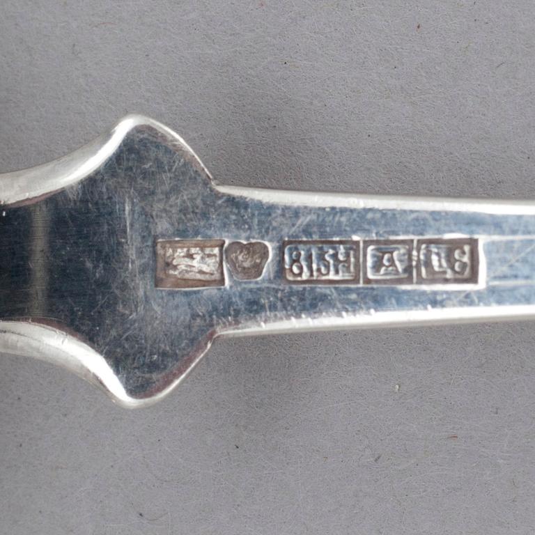 EFTERRÄTTSSKEDAR, 12 st, silver, "Musslan", Kultakeskus, Tavastehus 1948. Tot. vikt 354 g.