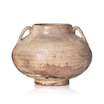 A ge glazed jar, Song/Yuan dynasty.