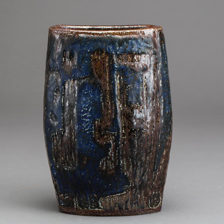 CARL-HARRY STÅLHANE, a signed stoneware vase.