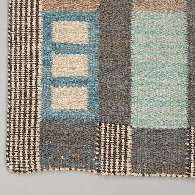 CARPET. Flat weave. 174 x 117,5 cm. Signed KLH IK.