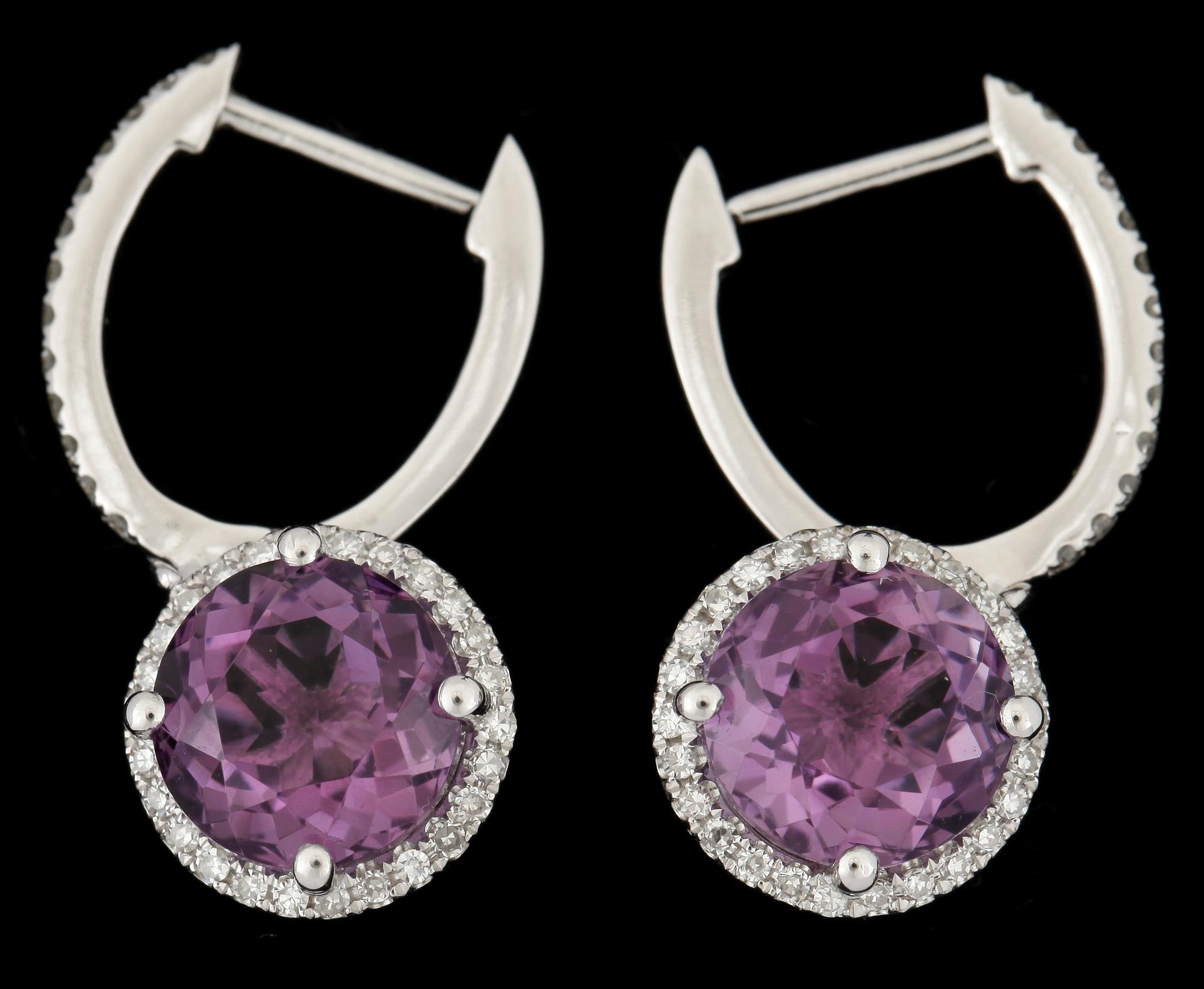 ÖRHÄNGEN, 14k vitguld med ametister tot ca5,45ct och diamanter tot ca0,45. Vikt ca4g.