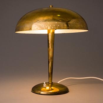 A mid-20th century table lamp for Itsu, Finland.