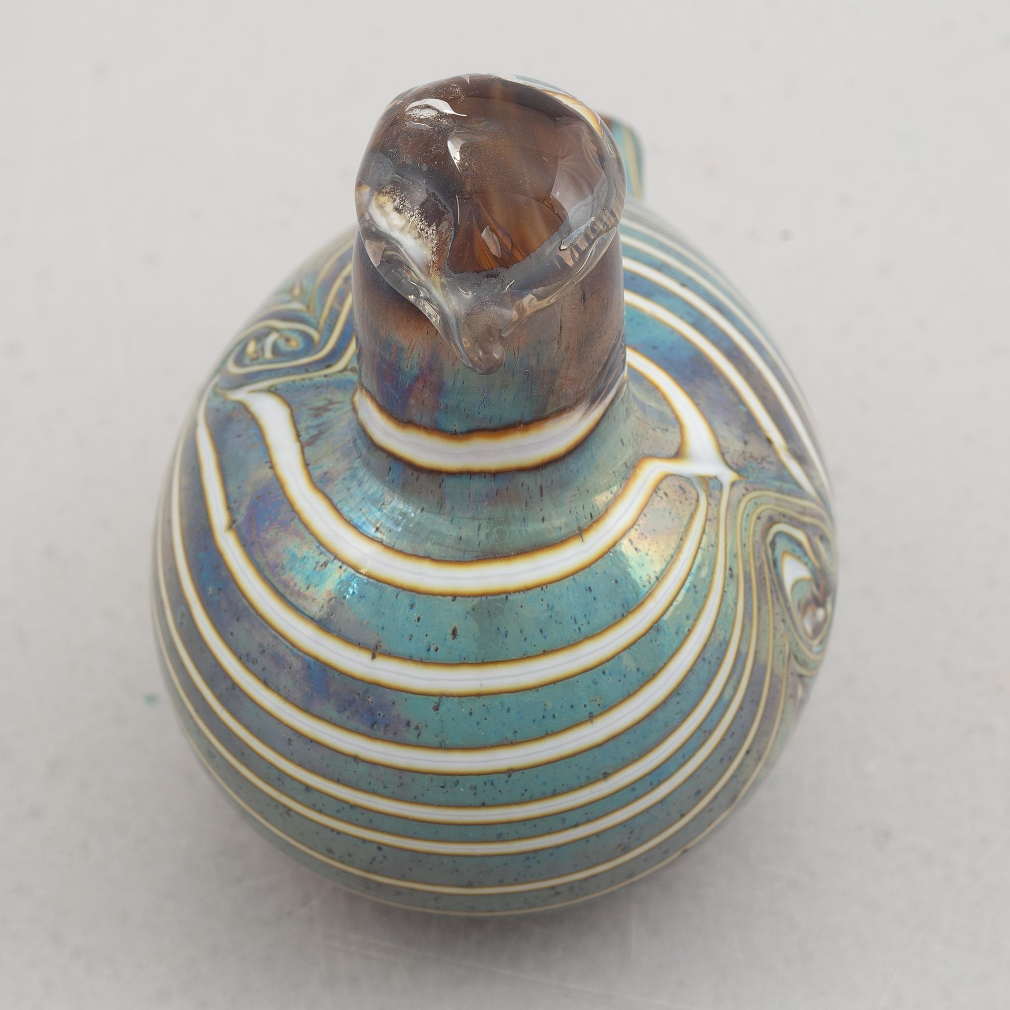 Oiva Toikka, a glass bird, Nuutajärvi, Finland.