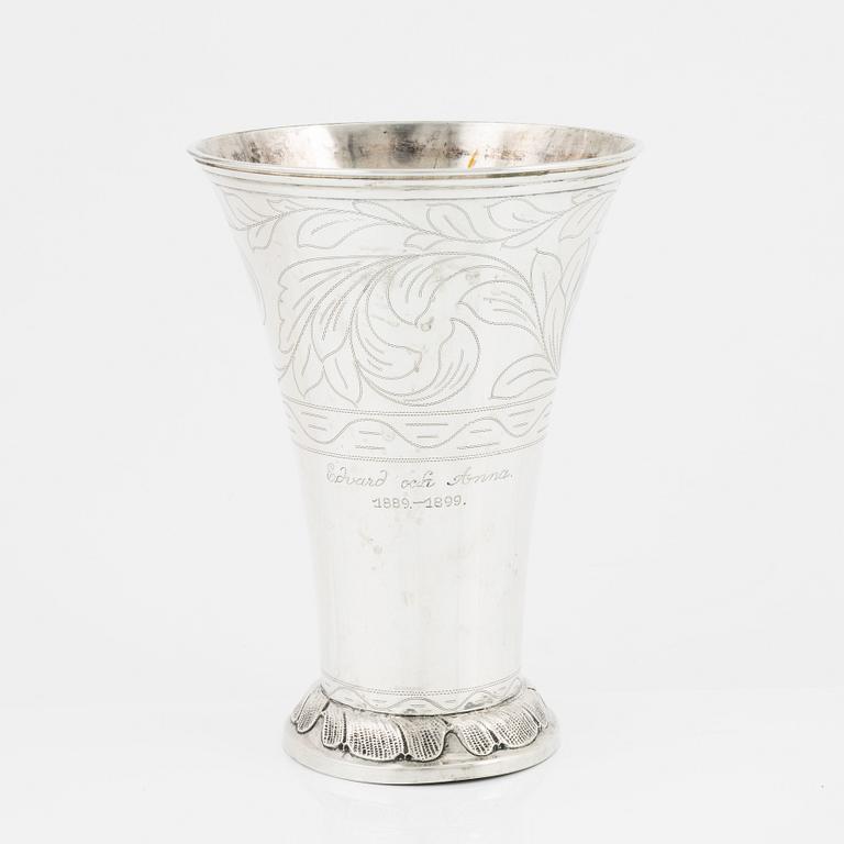 A silver beaker, Jakob Engelberth Torsk, Stockholm, 1897.