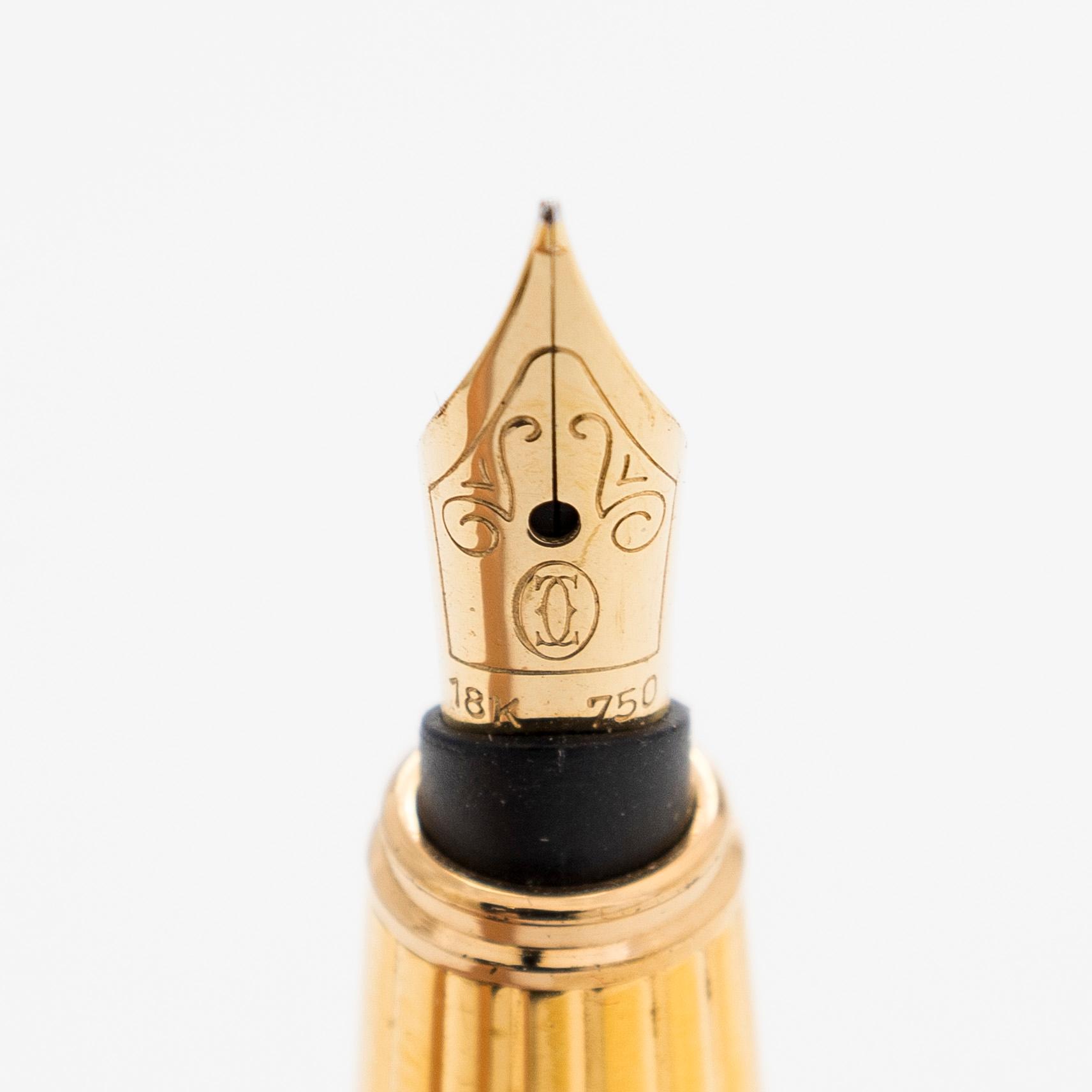 Cartier, ”Pasha”-täytekynä.