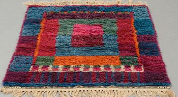 Marianne Richter, MATTO, "Rutig brokig rya", knotted pile, ca 112 x 88 cm, signed AB MMF MR.