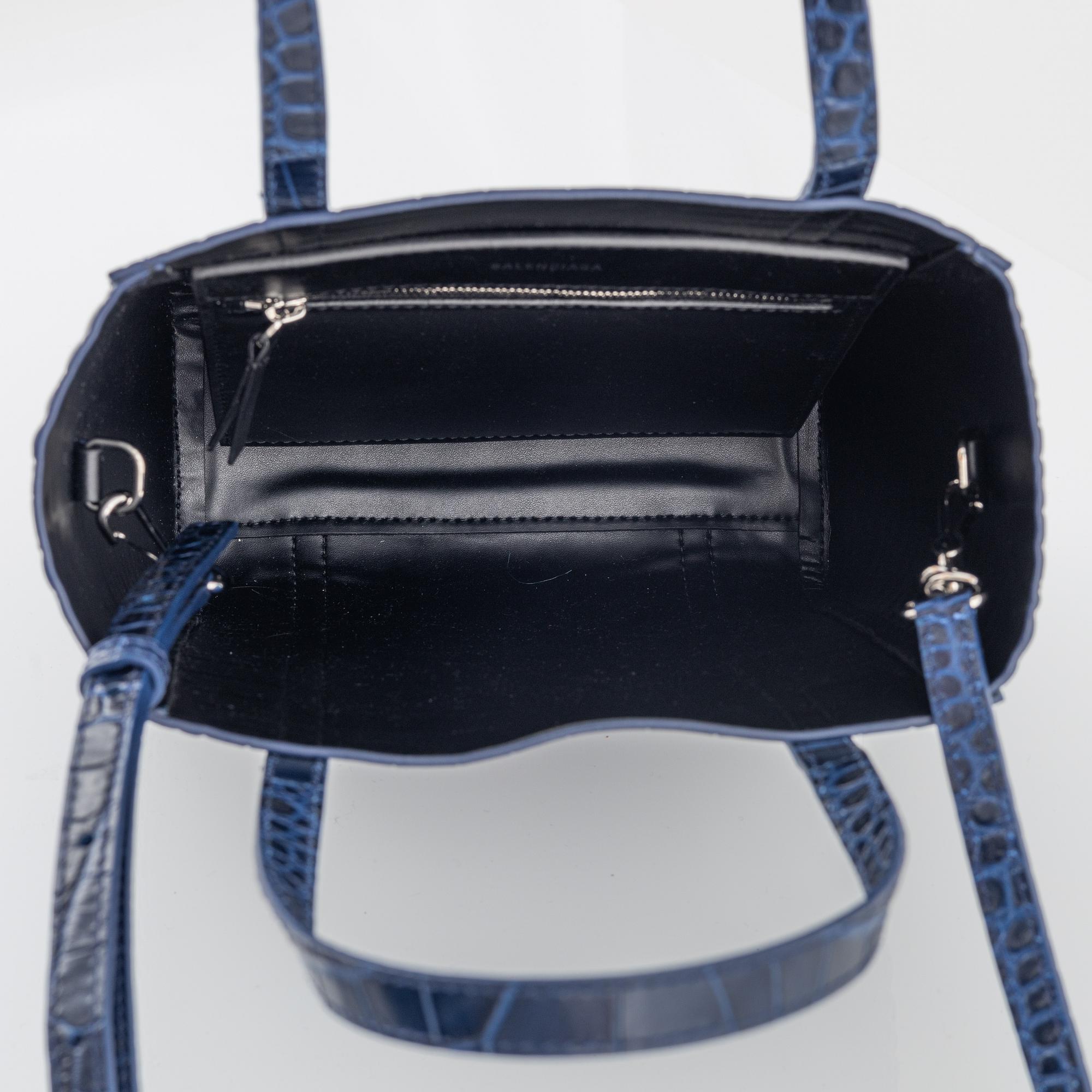 Balenciaga, "Everyday Tote".