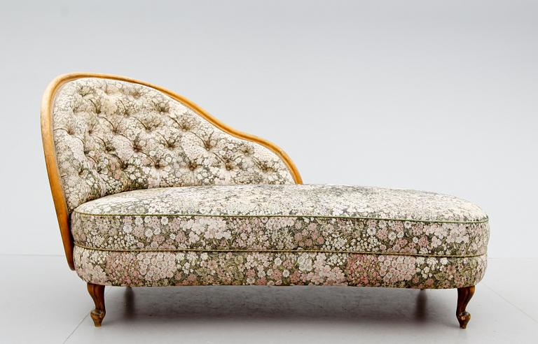 SCHÄSLONG, rokokostil, 1900-talets första hälft.