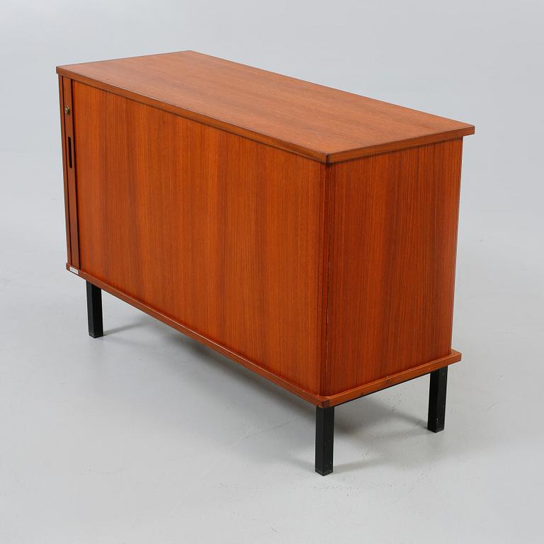 HURTS/SKÅP, J Regner Aktiebolag, 1950/1960-tal.