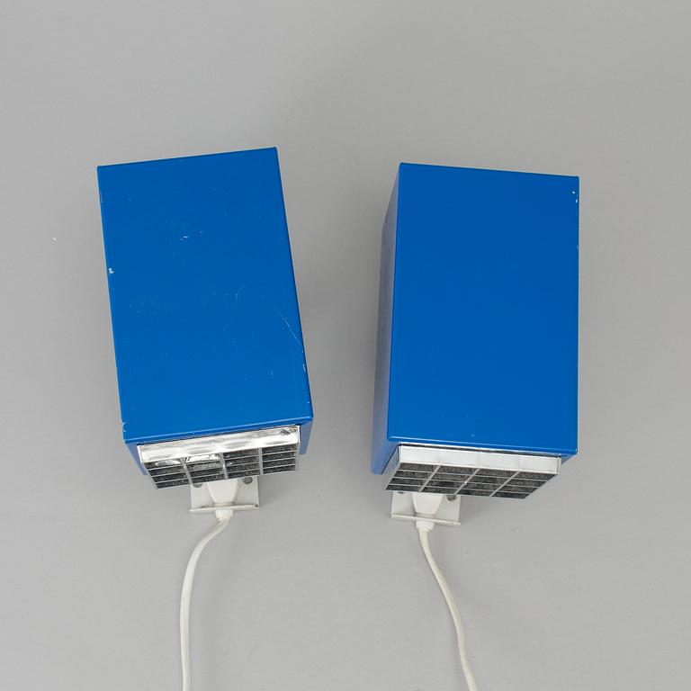 A pair of wall lamps "Elidus Kuben", by Hans Agne Jakobsson, second half of the 20th century.
