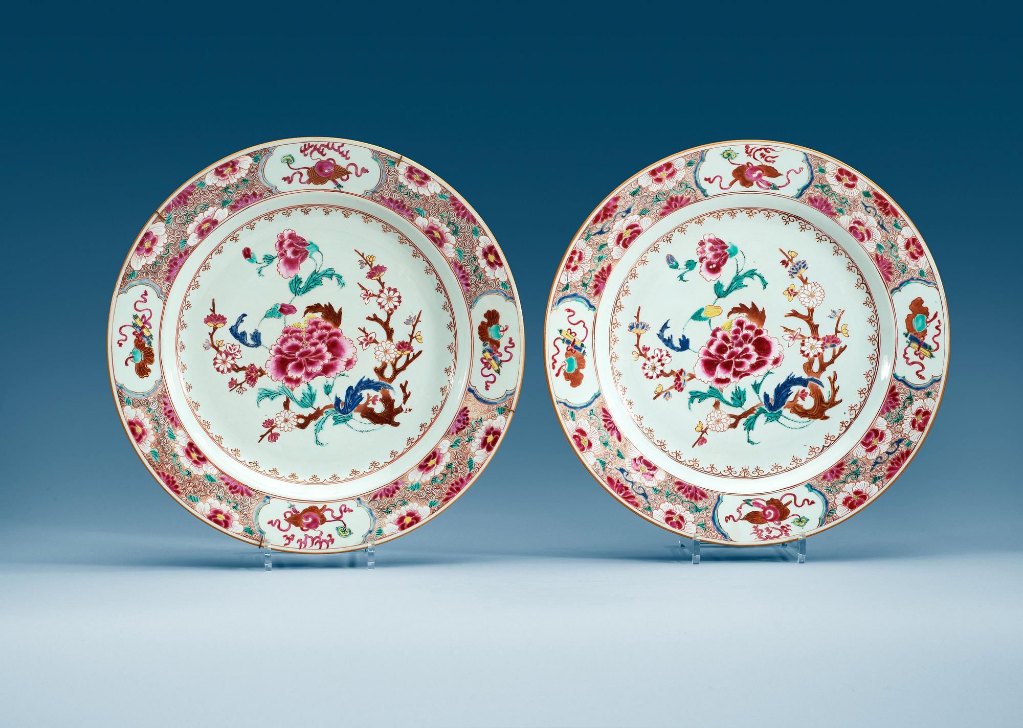 A pair of famille rose chargers, Qing dynasty, Qianlong (1736-95).