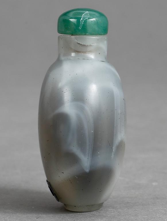 SNUSFLASKA, Kina, troligen glas 1900-talets första del.