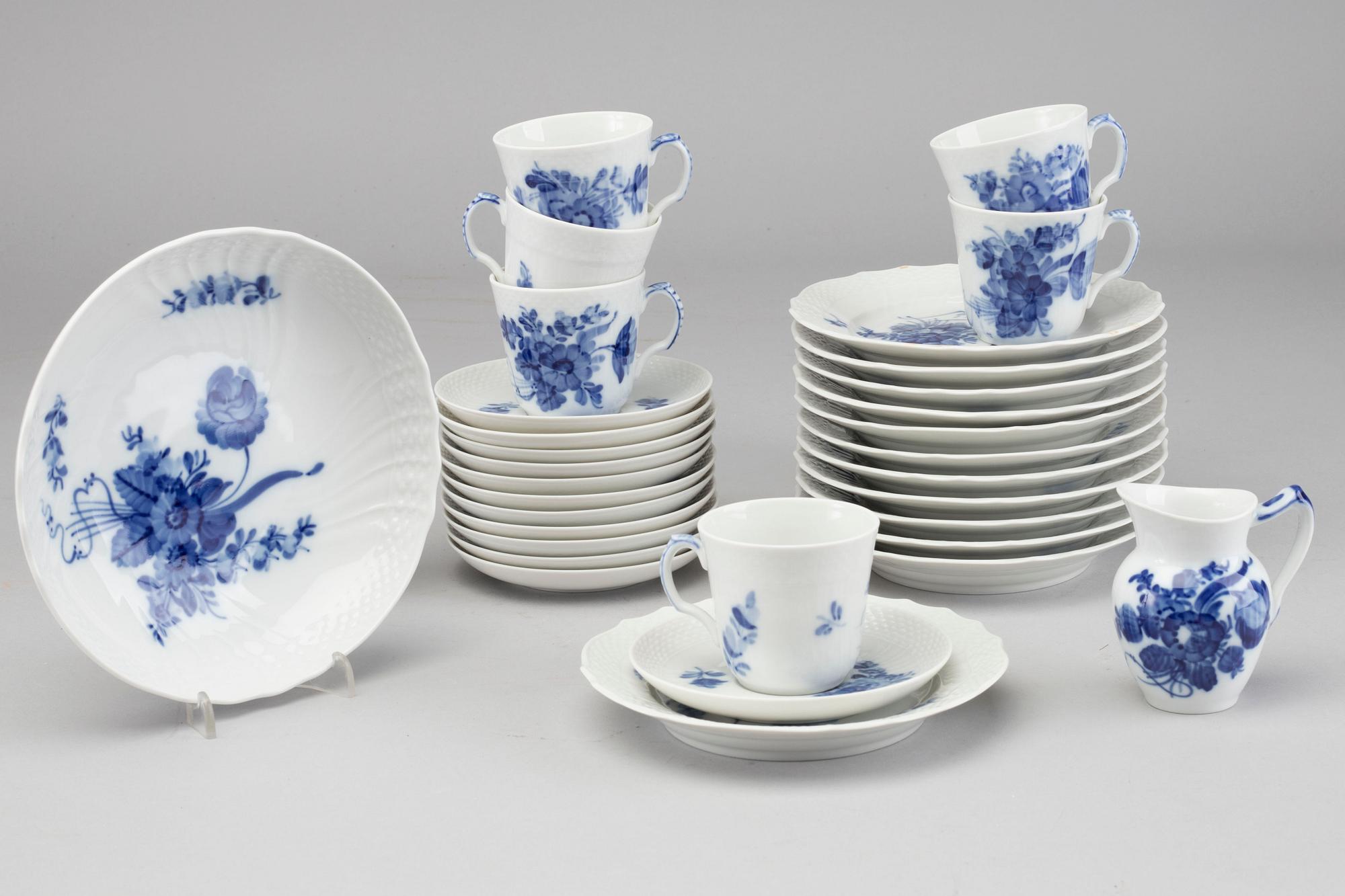 A Royal Copenhagen coffee set. 25 parts.