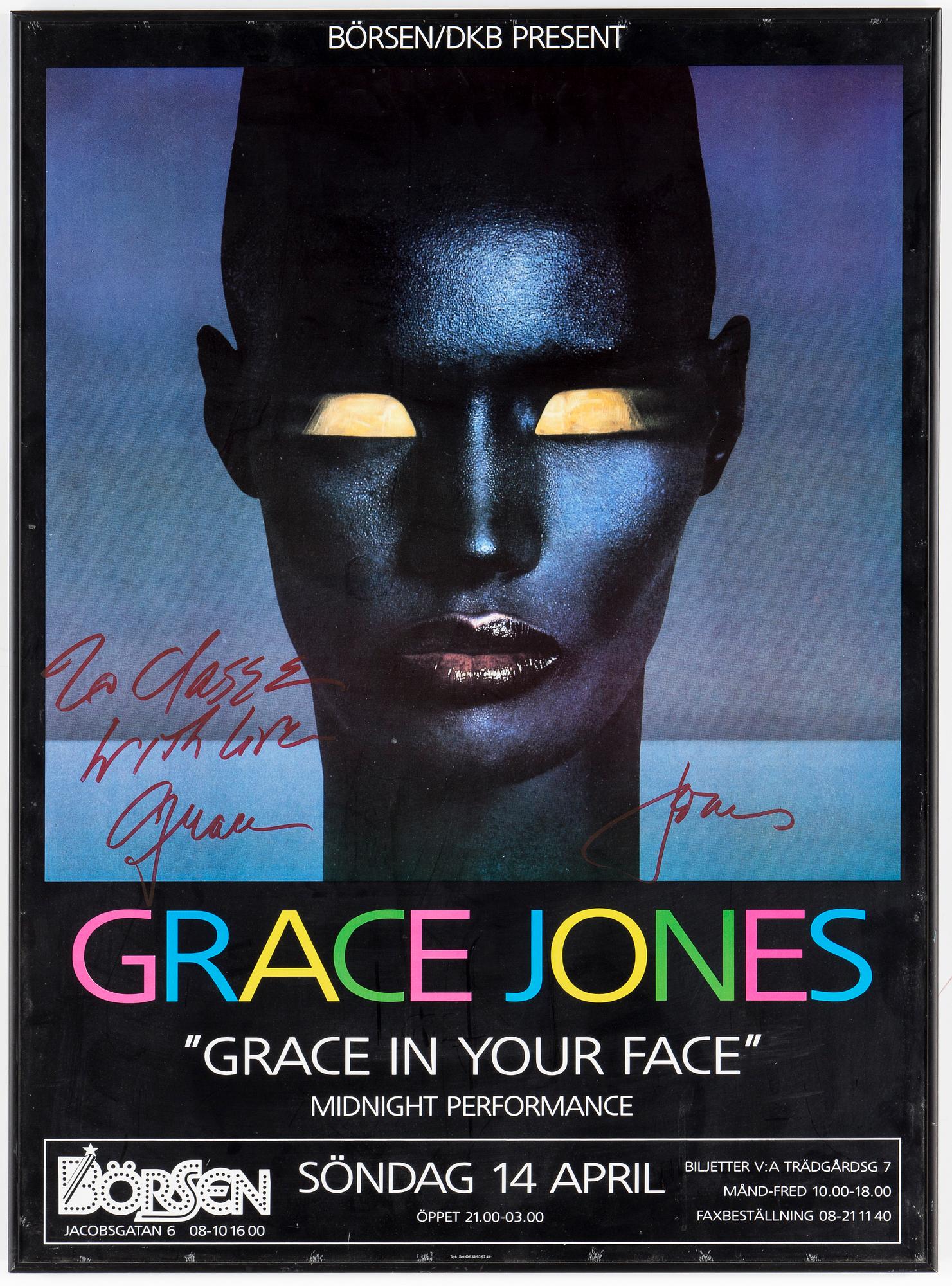 AFFISCH, "Grace Jones". Med dedikation från sångerskan.