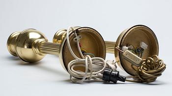 BORDSLAMPOR, två st. mässing, EWÅ, Värnamo, 1900-talets andra hälft.