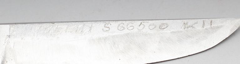 KNIV, rostfritt stål, nylon och mässing, Tapio Wirkkala, Hackman, Finland.