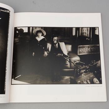 A set of 2 vol Books about photo art, 21th century.