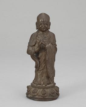 378. FIGURIN, brons. Qing dynastin (1644-1914).