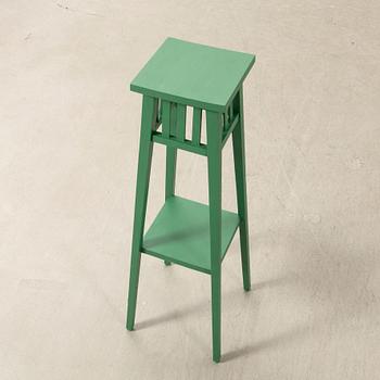 Pedestal early 20th century.