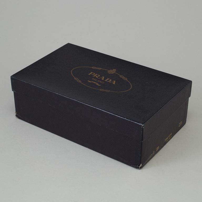 PUMPS, Prada, storlek 39.