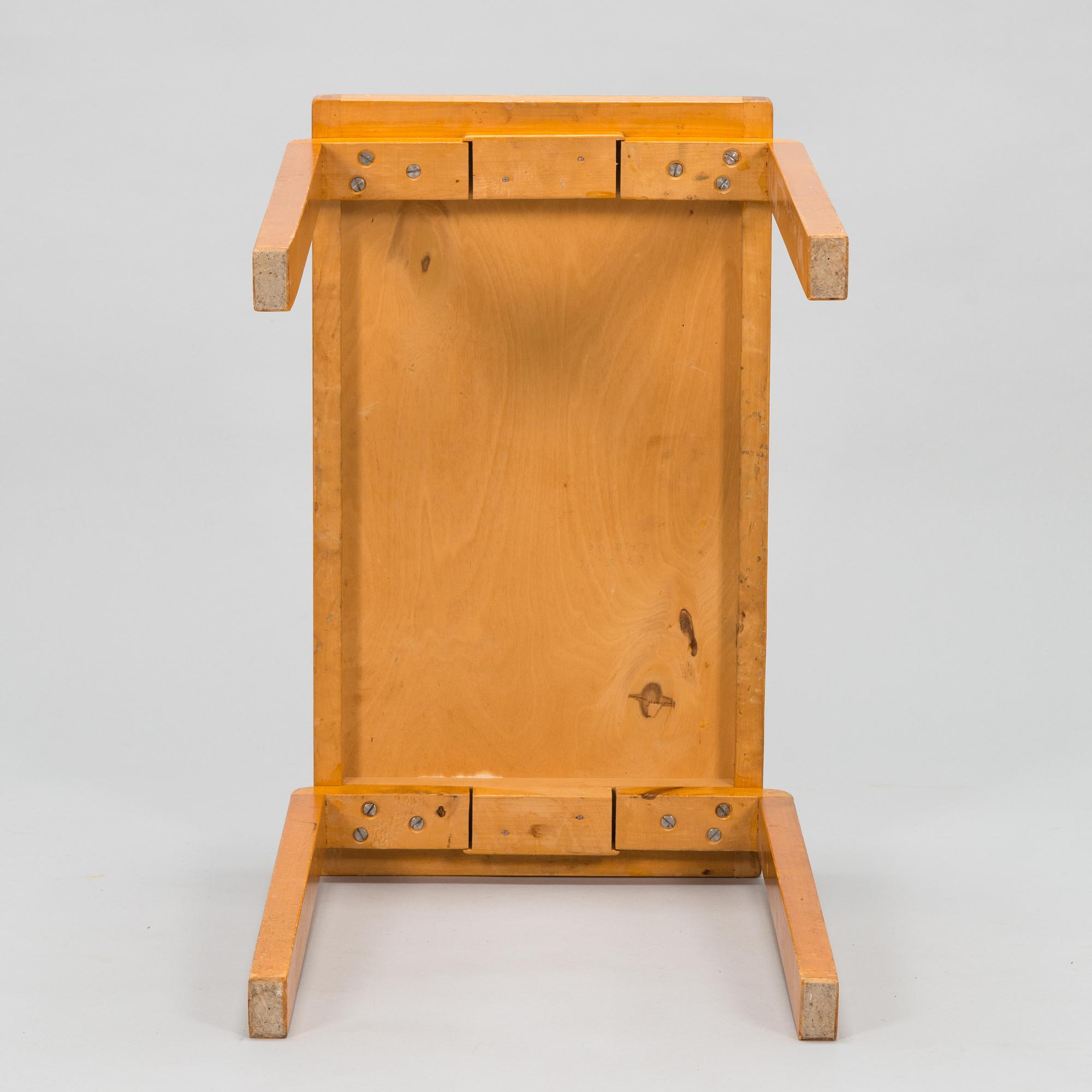 Alvar Aalto, bord, modell 86 för O.Y. Huonekalu- ja Rakennustyötehdas A.B. 1940-tal.