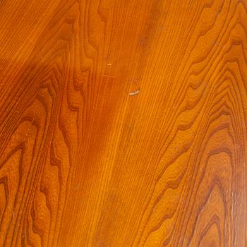 A mid 20th century elm veneered desk.