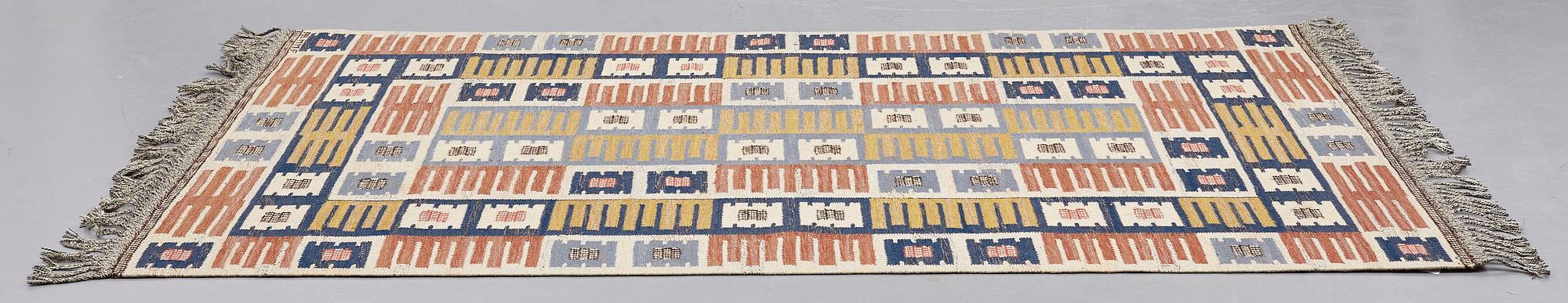 Märta Måås-Fjetterström, A CARPET, "Porslinsmattan", flat weave, ca 239,5 x 161 cm, signed AB MMF.