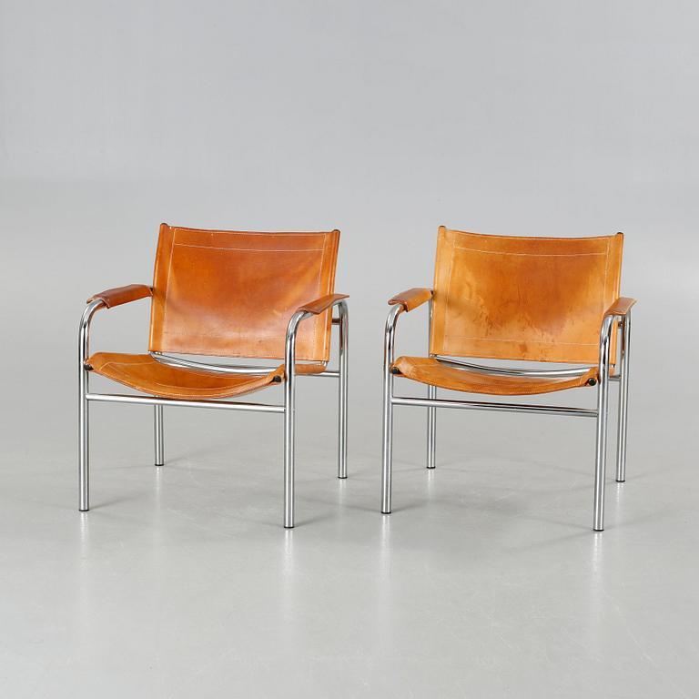 A pair of "Klinte" chairs, designed by Tord Björklund for IKEA in the late 20th century.