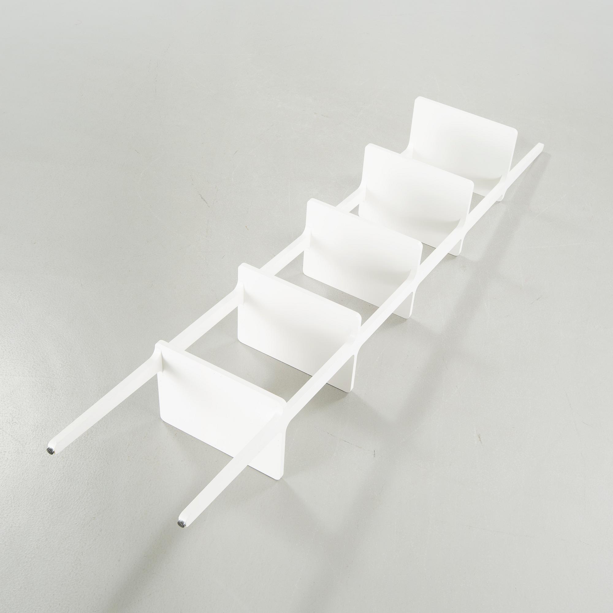 A shelf by Michael Bihain for Swedese, model "Libri", 21th century.
