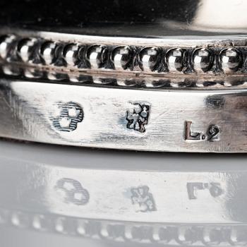 Anders Isleben, kandelabrar för tre ljus, ett par, silver, Norrköping 1793. Gustavianska.