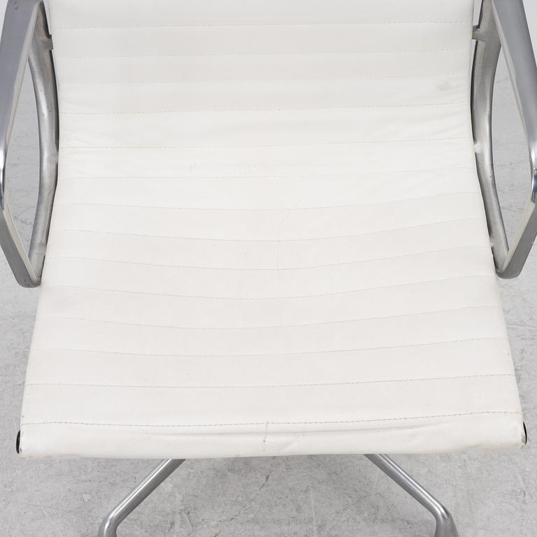 Charles & Ray Eames, Desk chair, "938-138", Herman Miller.