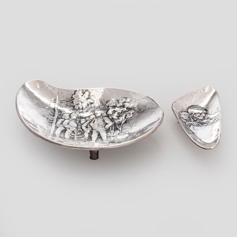 Unto Erälampi, fat, 2 st, silver, Riihimäki, Finland 1961 och 1962.