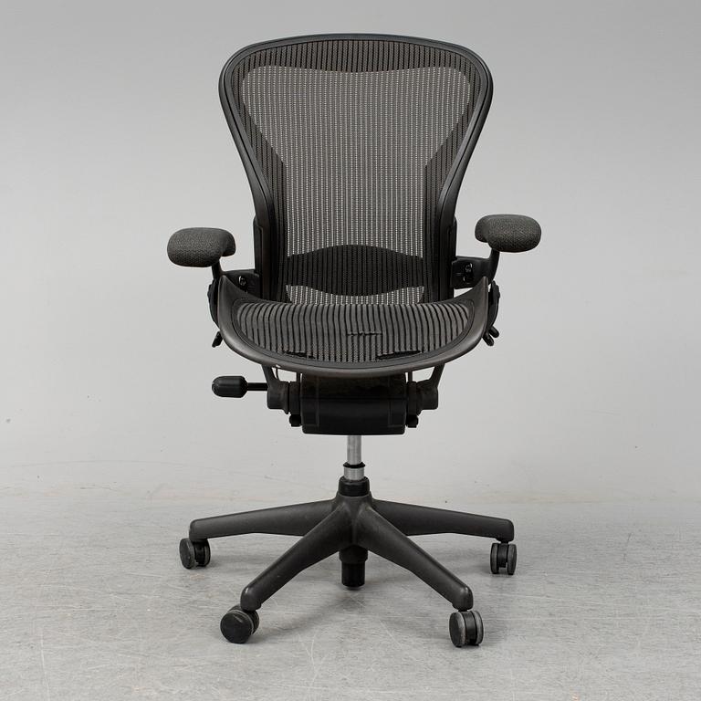 DON CHADWICK / BILL STUMPF, skrivbordsstol, "Aeron", Herman Miller, 1990/2000-tal.
