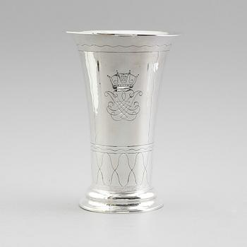 BÄGARE, silver, K Anderson, Stockholm 1947. Vikt ca 565 g.