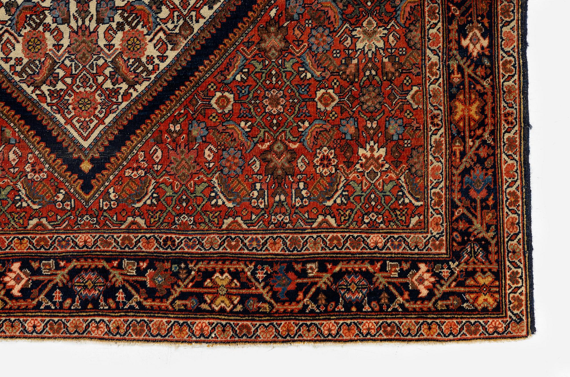 Matta, antik Feraghan, Västra Persien, ca 192 x 121 cm.