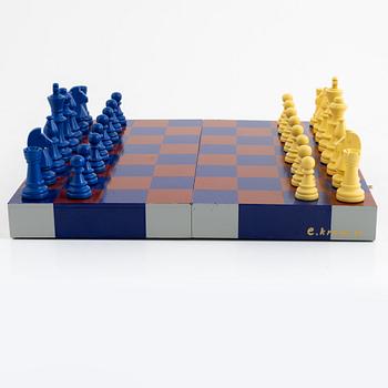 Evelina Kroon, a "Bloody Queen" chess set, Sweden 2023.