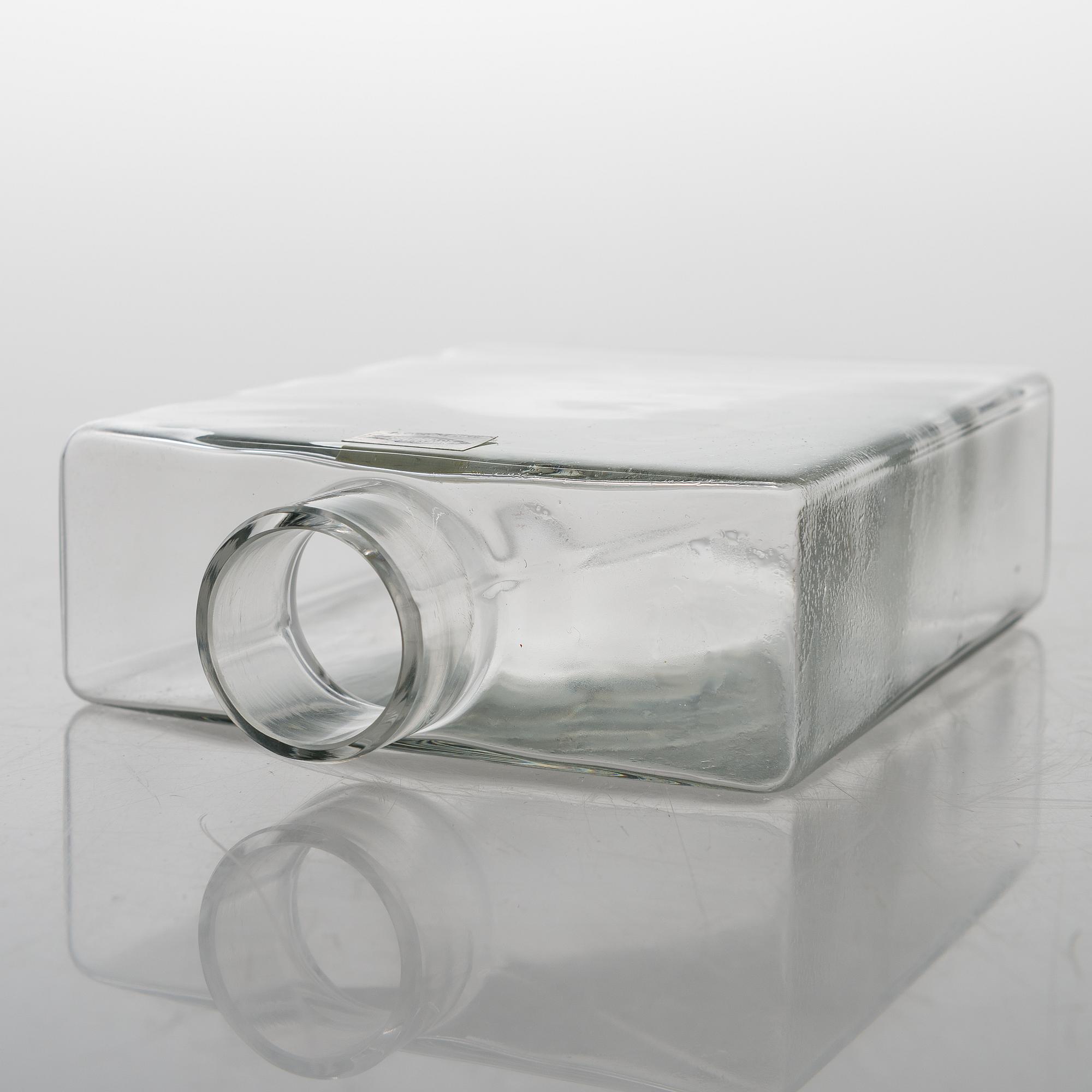 KAJ FRANCK, A LIQUOR BOX, 'Napakymppi' (Bull's-eye) for Nuutajärvi 1961-1968.