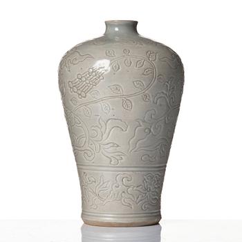 A white glazed Meiping vase, Qing dynasty, 18th century.