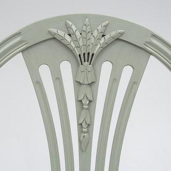 Dining table, with 2 armchairs and 6 chairs, Gustavian style, late 20th century.