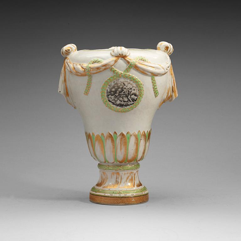 A enamelled vase, Qing dynasty, Jiaqing (1796-1820).