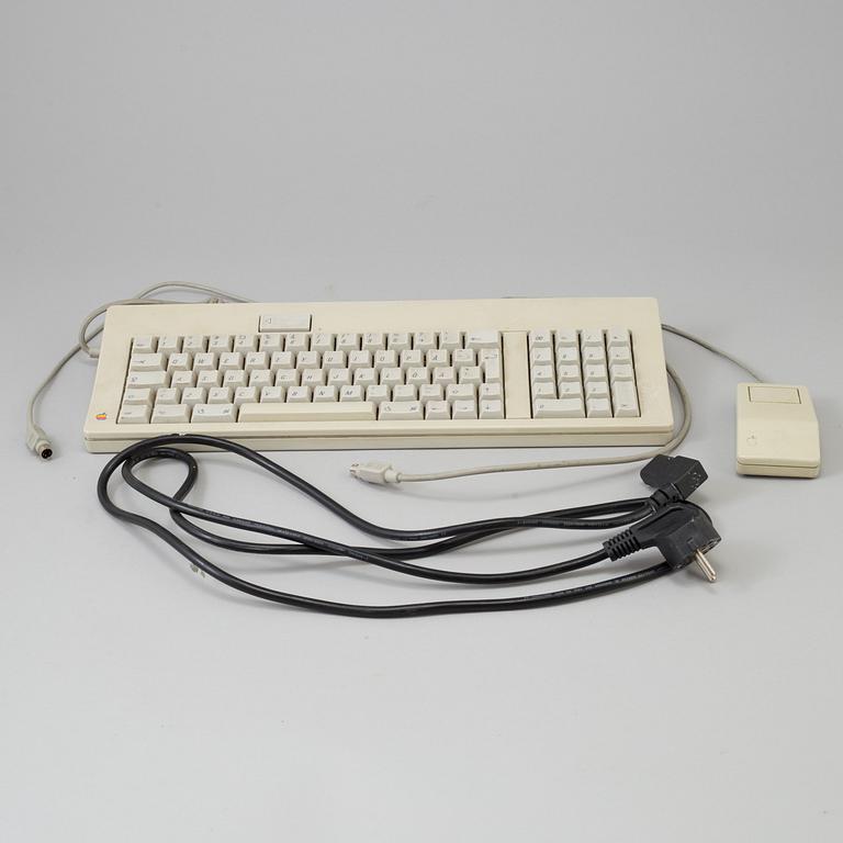 An Apple computer Macintosh SE, model M5011, Apple Computer Inc. USA, 1980s.