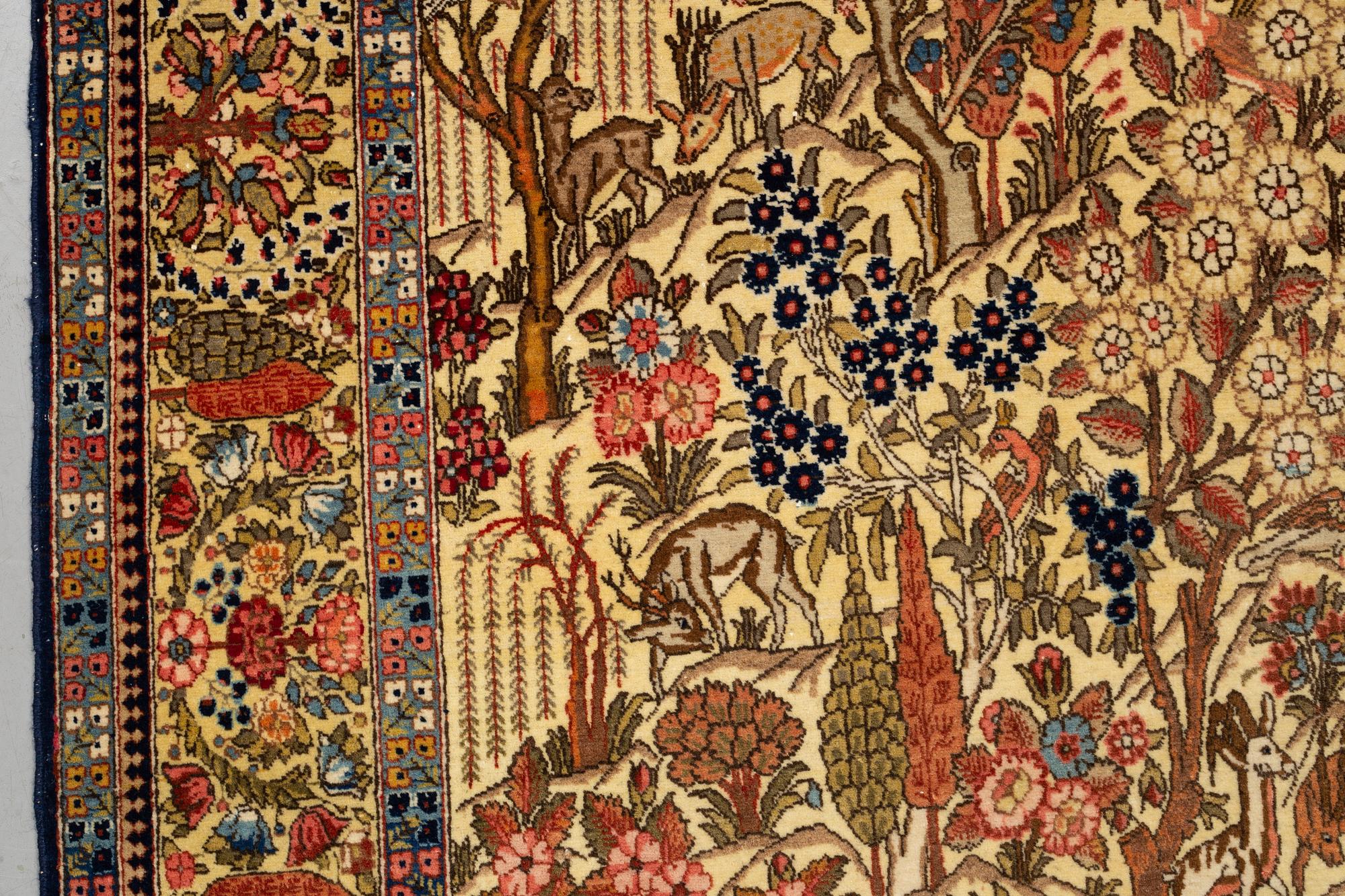 Matto, semi-antique Kashan, probably, ca 192 x 134 cm.