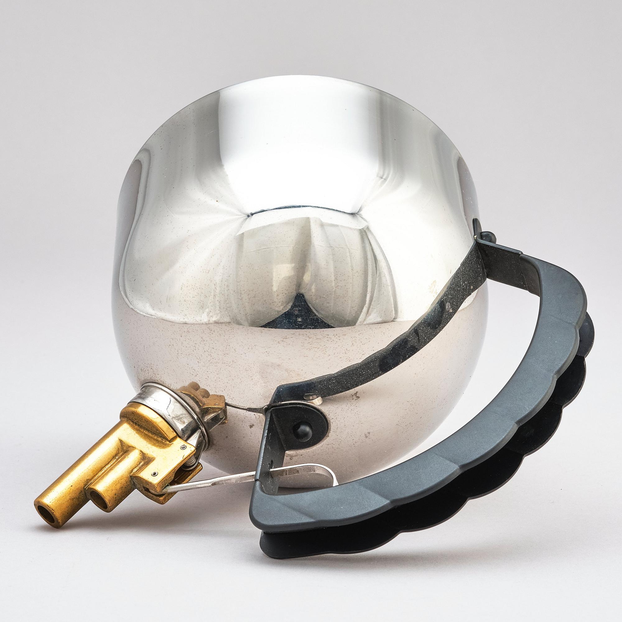 Richard Sapper, & Carsten Jörgensen, a water- and tea boiler, Alessi and Bodum, late 20th century.